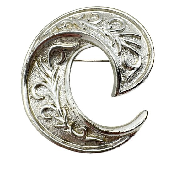 Vintage Emmons Signed Silvertone Crescent Brooch Pin With Intricate Leaf Motif - Picture 1 of 3